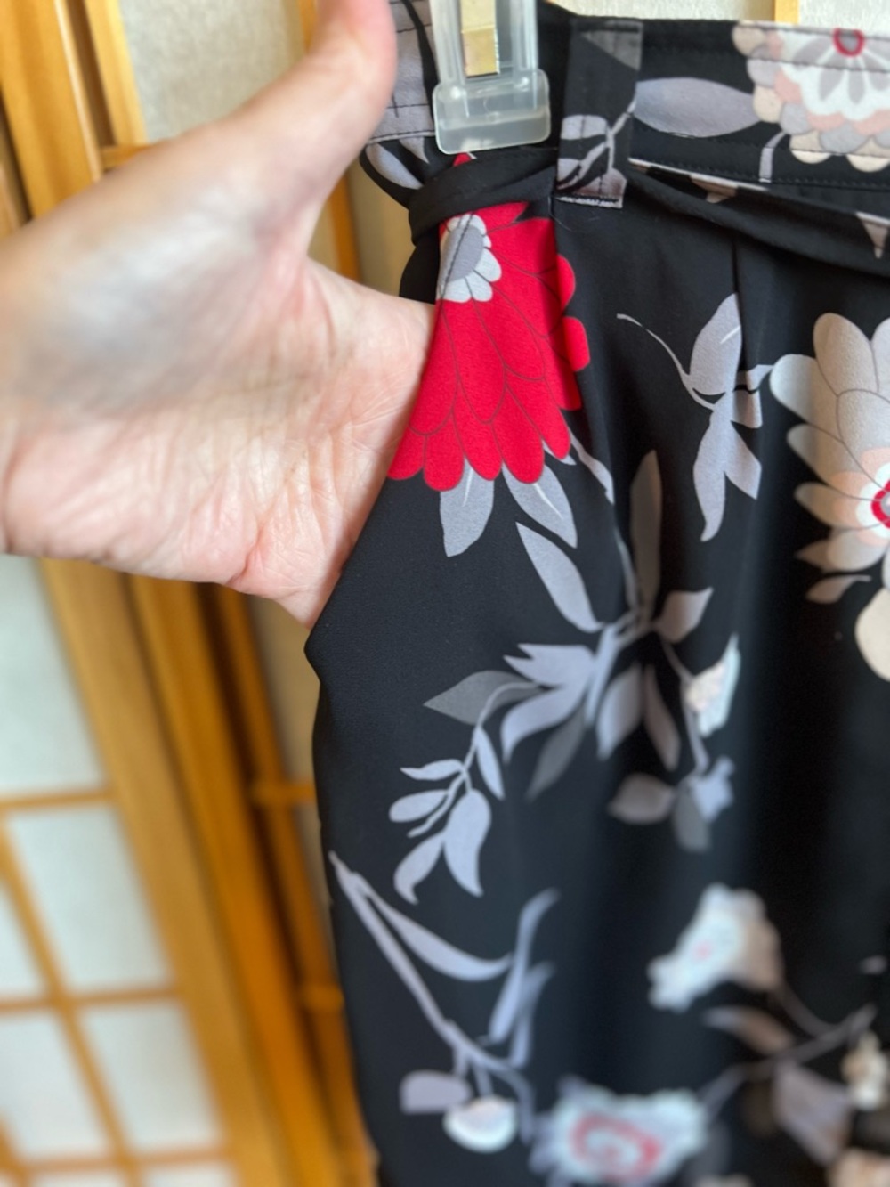 LOFT Black Floral Skirt Button Front Tie Waist Midi Lined Size Medium - Picture 3 of 11